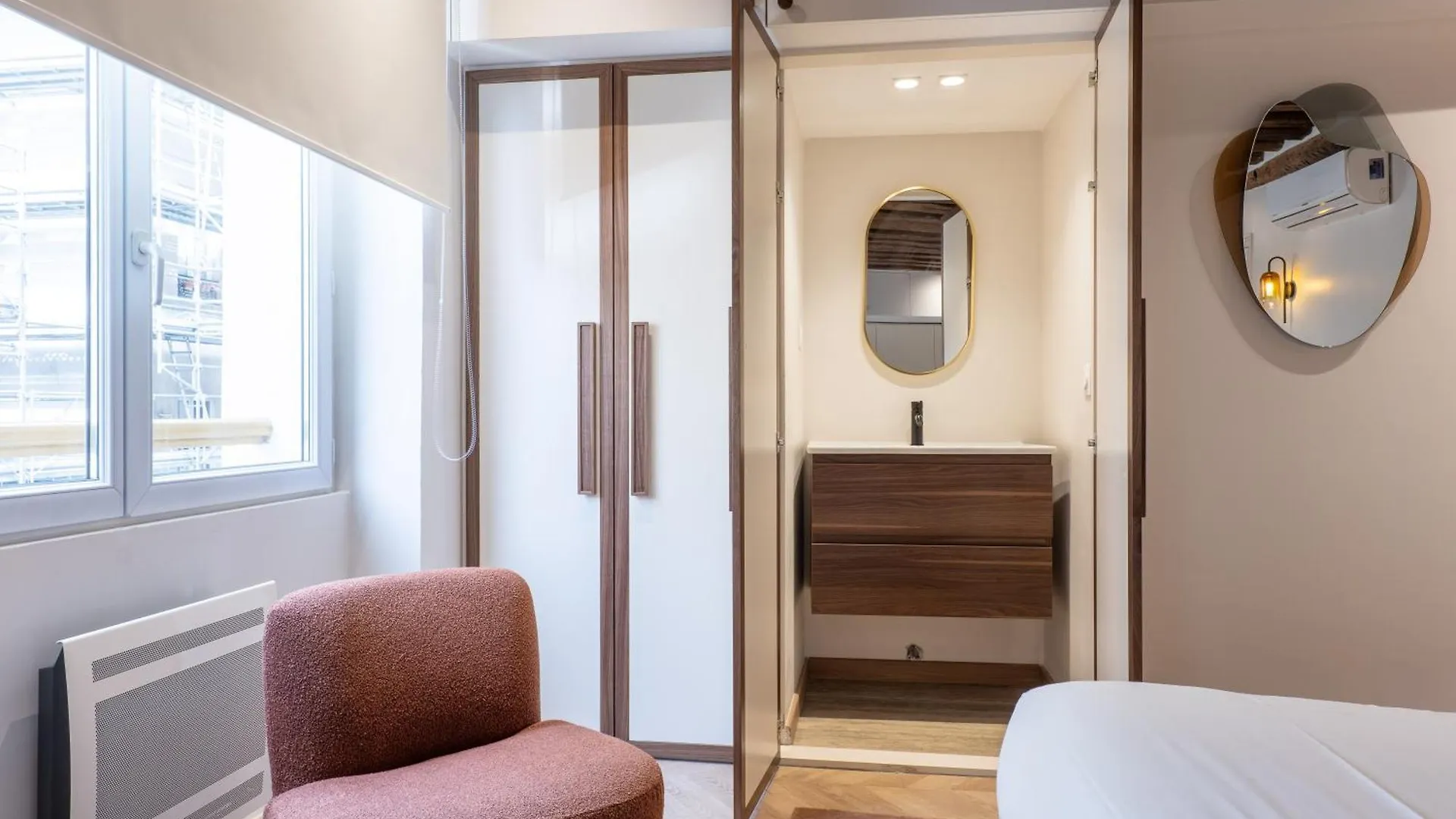 Apartment Holidaysinparis - Bourg Tibourg *
